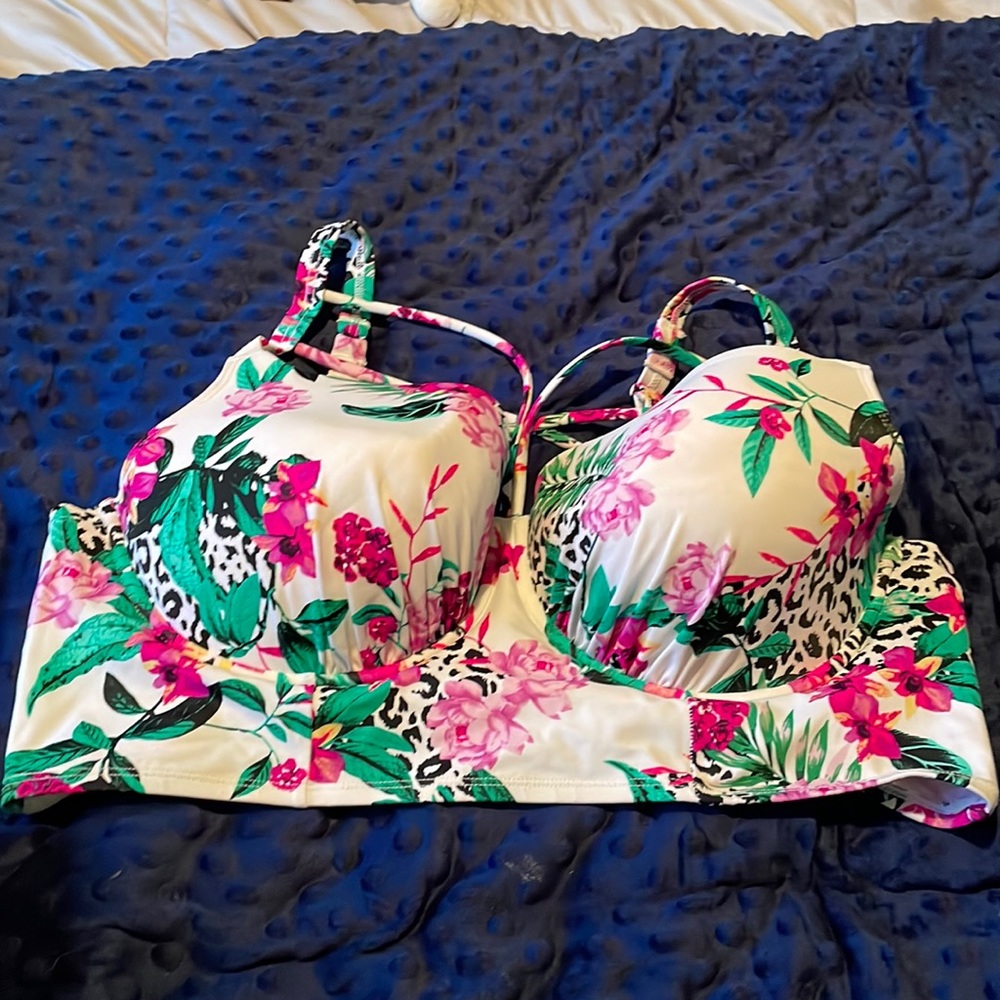 Leopard swim top
